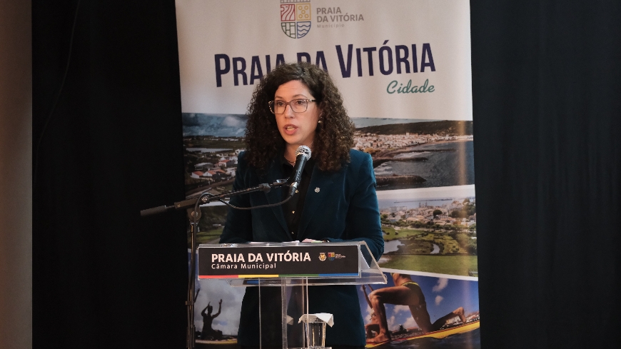 Na sessão de encerramento das Jornadas Agrícolas da Praia da Vitória, Vânia Ferreira desafia as