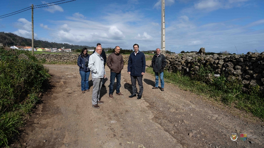 Investimento orçado em 106 mil euros: Câmara Municipal inicia intervenção no Caminho do Barreir