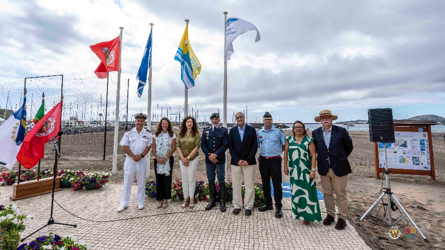 Presidente da Câmara no hasteamento do galardão na Praia Grande, Bandeiras “Praia Qualidade de 
